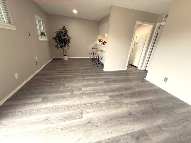 9733 Neuens Rd in Houston, TX - Building Photo - Building Photo