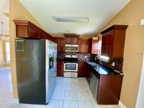 880 Nelson Dr in Kissimmee, FL - Building Photo - Building Photo