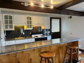 16 Stowe Rd in Southborough, MA - Building Photo - Building Photo
