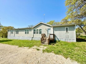 105 Encino Torcido in Adkins, TX - Building Photo
