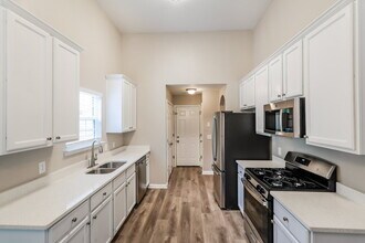 85 Stone Commons Way in Covington, GA - Foto de edificio - Building Photo