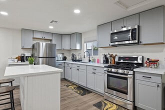 4009 W Grant St in Phoenix, AZ - Building Photo - Building Photo