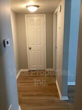 4913 Saddlebrook Ln in Louisville, KY - Building Photo - Building Photo