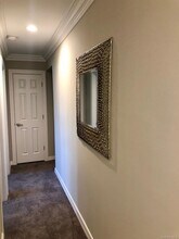 425 Newbridge Rd in East Meadow, NY - Building Photo - Building Photo