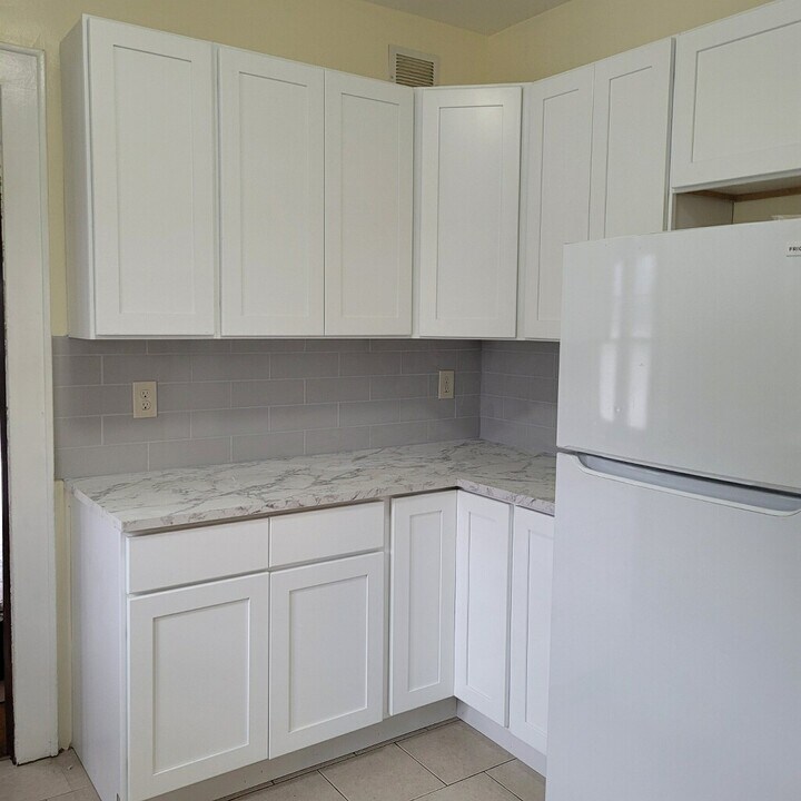 1604 S Geddes St, Unit 2nd Floor in Syracuse, NY - Building Photo