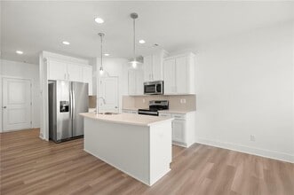 1872 Aron Ln in Conyers, GA - Building Photo - Building Photo
