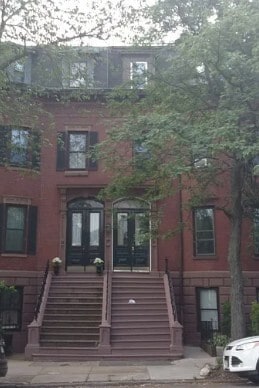 property at 821 E Broadway