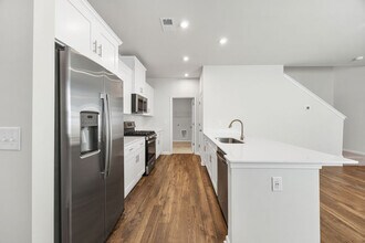 512 Serena Trl in Greenville, SC - Building Photo - Building Photo