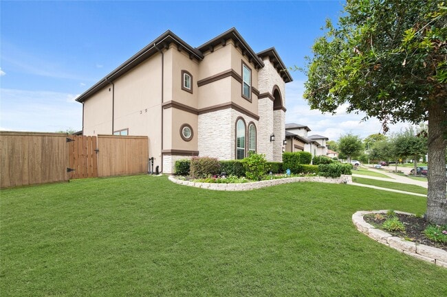 6411 Tarrion Bay Ln in Sugar Land, TX - Building Photo - Building Photo