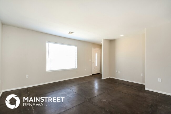 property at 2675 N Palo Verde Ave
