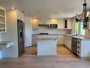 3069 Charlotte St in Thousand Oaks, CA - Building Photo - Building Photo