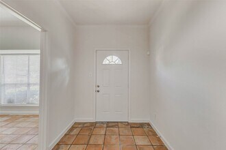 14719 Barryknoll Ln in Houston, TX - Building Photo - Building Photo