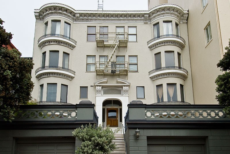 1120 Union St in San Francisco, CA - Building Photo