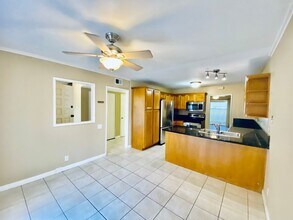 4152 Loma Riviera Ln in San Diego, CA - Building Photo - Building Photo