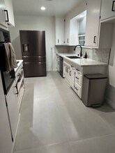 17124 Horace St in Los Angeles, CA - Building Photo - Building Photo