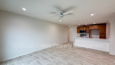 517 S Mountain View Dr in Palm Springs, CA - Building Photo - Building Photo