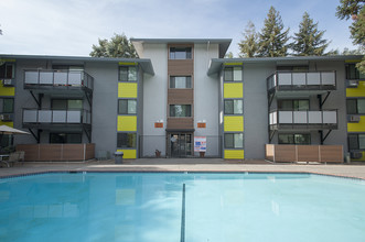 Twelve55 Living in Sacramento, CA - Building Photo - Building Photo