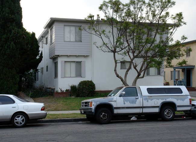 834 Austin Ave in Inglewood, CA - Building Photo - Building Photo