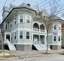 349 Thayer St in Providence, RI - Building Photo