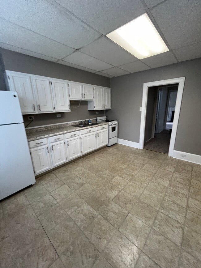 117 N Broad St, Unit Rita