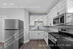 904 Hilltop St in Munhall, PA - Building Photo