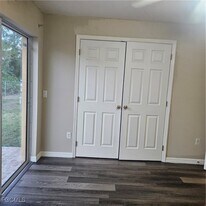 103 Ivan Ave S in Lehigh Acres, FL - Building Photo