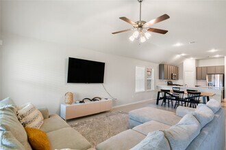 1859 Cypress Canyon Trail in Conroe, TX - Building Photo - Building Photo