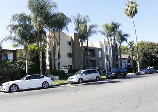 Sylvan Apartments in Van Nuys, CA - Building Photo - Building Photo