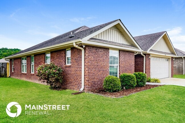 955 Clover Ave in Odenville, AL - Building Photo - Building Photo