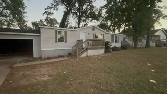 16853 W Lynbrook in Montgomery, TX - Building Photo