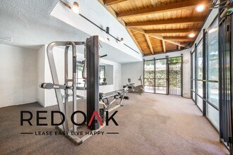 4651 Cahuenga Blvd in North Hollywood, CA - Building Photo - Building Photo