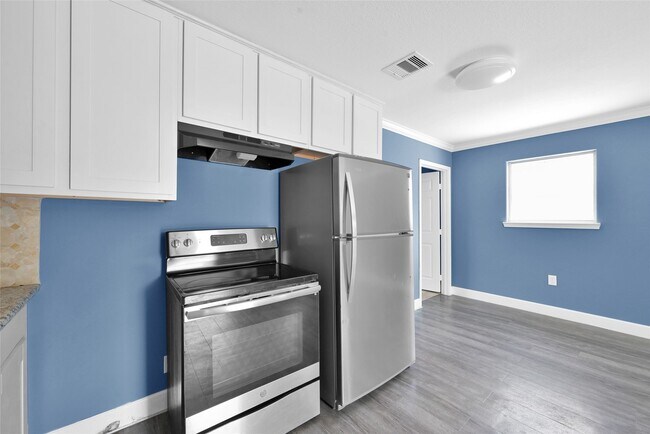 property at 11375 Allwood St