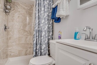 1714 E St NE in Washington, DC - Building Photo - Building Photo