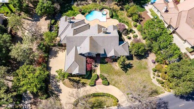 2779 E Ruby Hill Dr in Pleasanton, CA - Building Photo - Building Photo