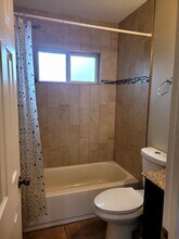 5312 Old Cheney Hwy, Unit Apt D in Orlando, FL - Foto de edificio - Building Photo