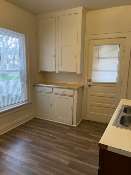 5 Circle St in Niles, OH - Building Photo