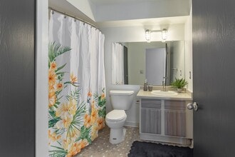 Farmington View Apartments - Farmington Hills, MI in Farmington Hills, MI - Building Photo - Building Photo