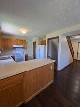 4146 Demorest Cove Ct in Grove City, OH - Foto de edificio - Building Photo