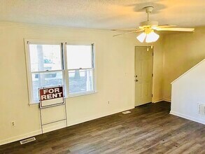 217 Wynn Way in Columbia, SC - Building Photo - Building Photo