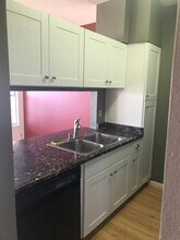 7485 Singing Hills Dr in Boulder, CO - Building Photo - Building Photo