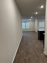 15012 Siberian Elm Ln in Austin, TX - Building Photo - Building Photo