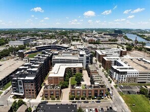 817 3rd Ave N, Unit 202 in Nashville, TN - Foto de edificio - Building Photo