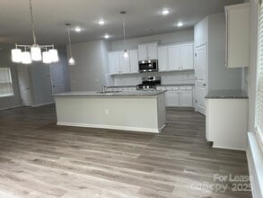 4513 Cecilia Ln in Charlotte, NC - Building Photo - Building Photo