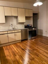 125 2nd Ave, Unit 1W in Troy, NY - Foto de edificio - Building Photo