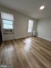 2129 Spring Garden St in Philadelphia, PA - Building Photo - Building Photo