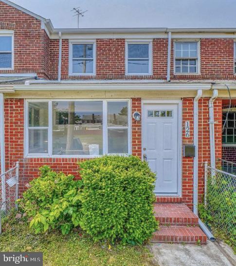 property at 126 William Wade Ave