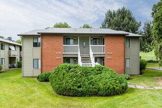 Shannon South in Boise, ID - Foto de edificio - Building Photo