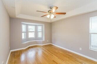 15017 Deer Meadow Dr in Lutz, FL - Foto de edificio - Building Photo