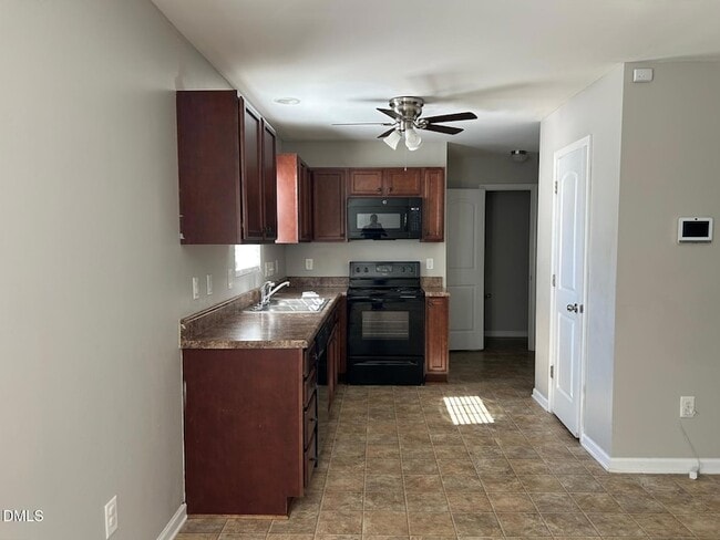 1524 Ricochet Dr, Unit 2 in Raleigh, NC - Building Photo - Building Photo