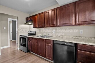 10720 Spring Garden Dr in St. Louis, MO - Building Photo - Building Photo